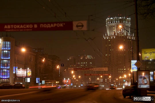 Павелецкая площадь: дом 2 строение 2. Вид с Нижней Краснохолмской