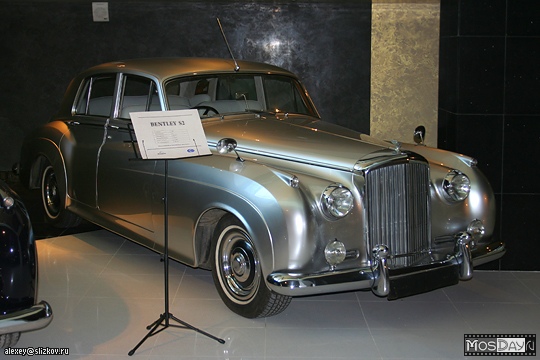 1  2009 . , .  :  2  1.   (Bentley S2).  .
